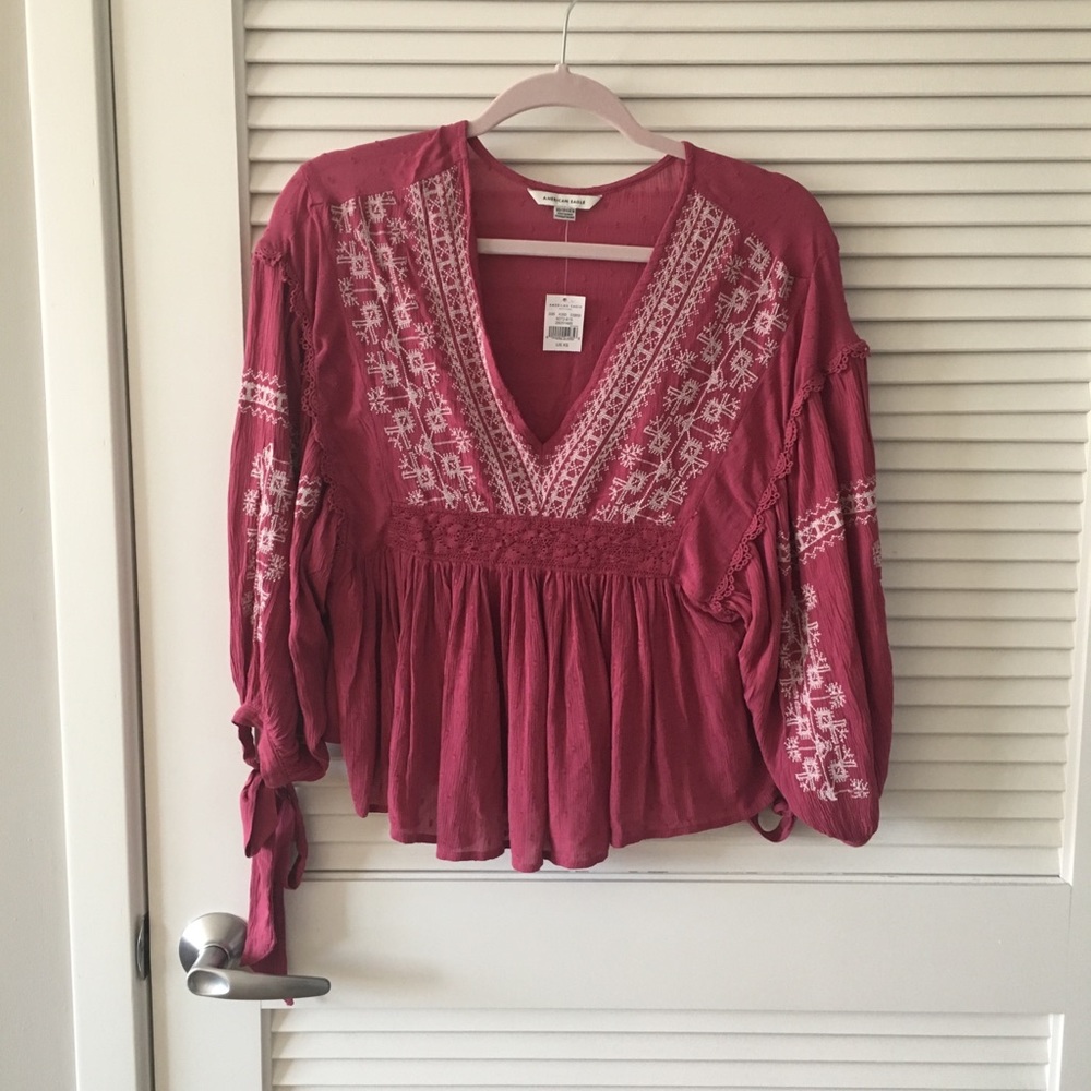 AMERICAN EAGLE new w/tags red blouse
